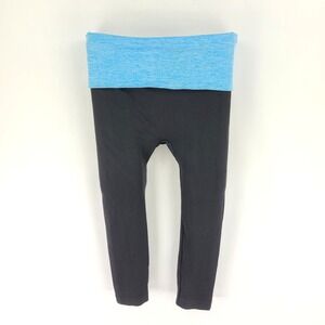 Maze Collection Capri Leggings Mid Rise Womens Size L/XL Black‎ Blue Accents NWT